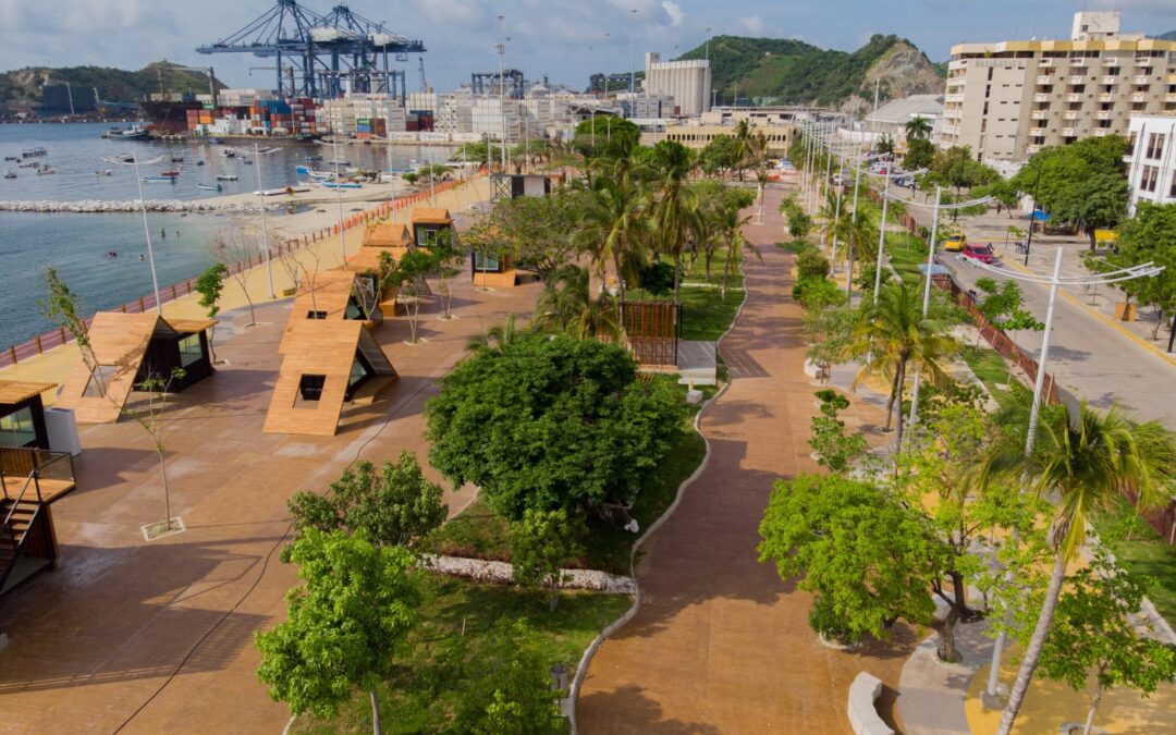 Reflexiones Peripatéticas en el Malecón de Santa Marta: Historia, Desarrollo y Futuro